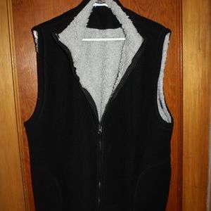 Men's Medium Fleece Vest